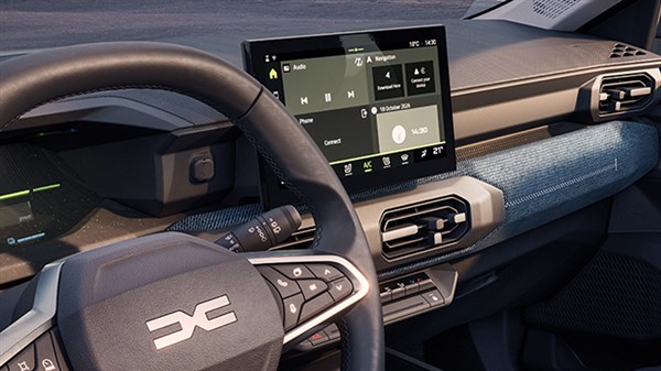 Dacia Striker - multimedia